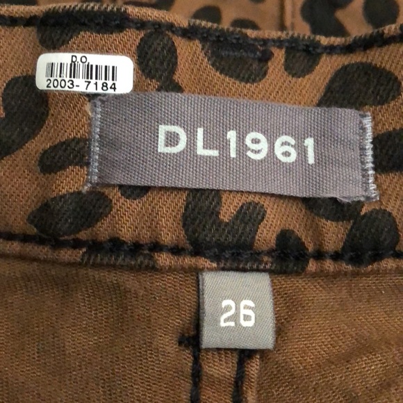 DL1961 Bridgette cropped high rise instasculpt jeans jaguar cheetah print Sz 26 - Picture 8 of 12